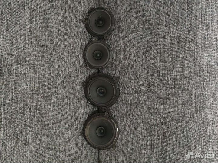 Штатная акустика xray