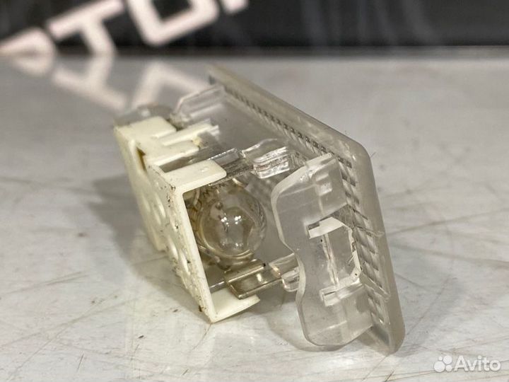 Плафон салона Audi A4 B6 ASN 2004