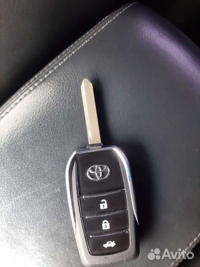 Ключ для camry