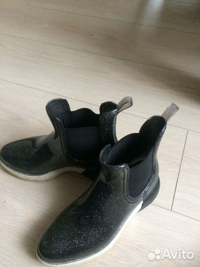Ботинки резиновые