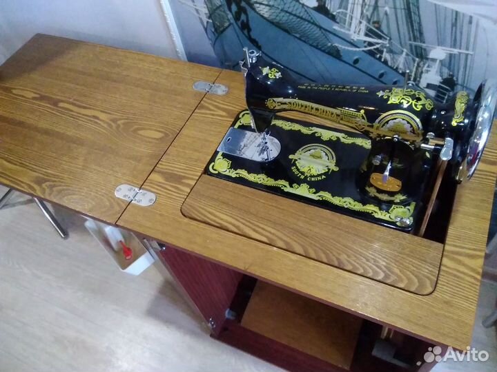 Швейная машина ножная