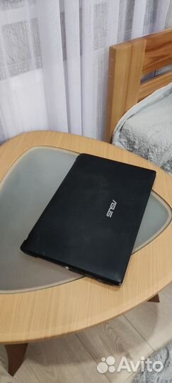 Ноутбук с хорошим аккумулятором Asus