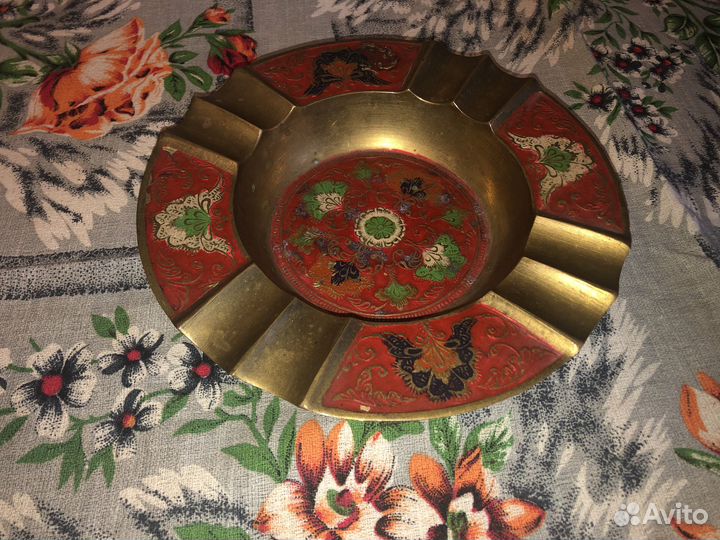 Большая латунная пепельница Индия