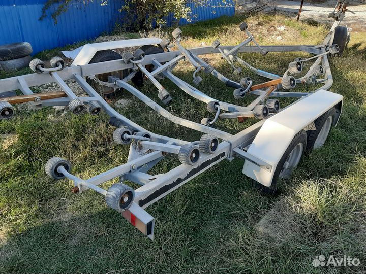 Прицеп катерный