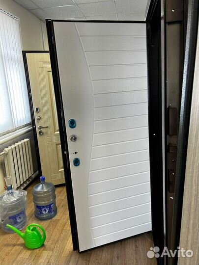 Двери входные комплект