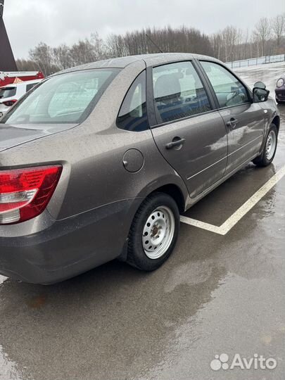 LADA Granta 1.6 МТ, 2021, 130 000 км