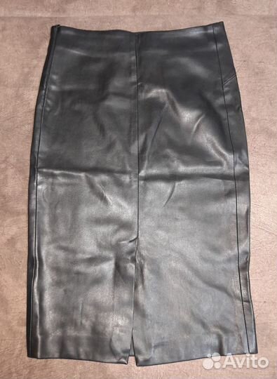 Кожаные вещи на девушку 42-44 размера