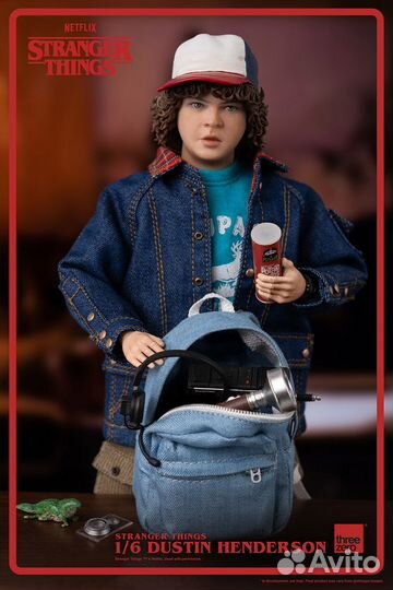Threezero henderson stranger things фигурка