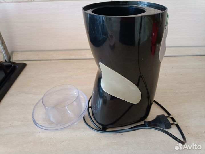 Кофемолка электрическая Delfa