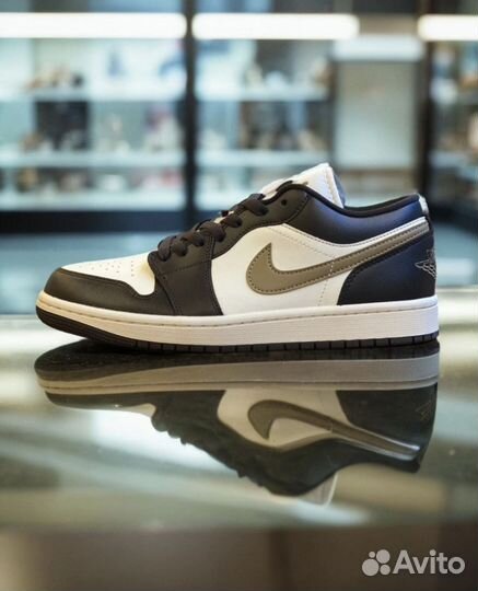 Nike Air Jordan 1 Low Shadow Brown