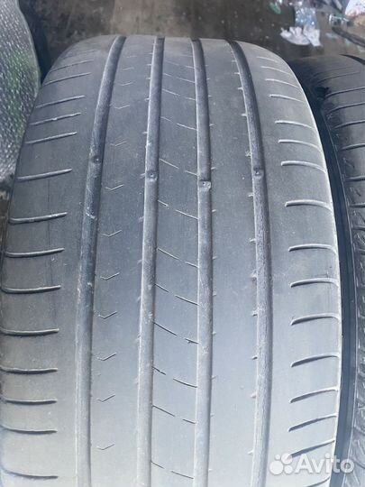 Kumho Ecsta HS51 235/45 R18