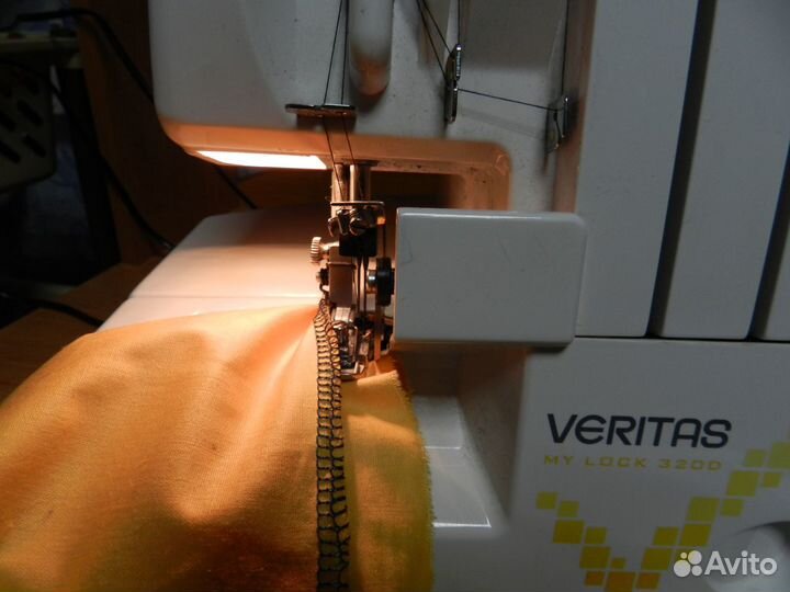 Швейная машинка оверлок