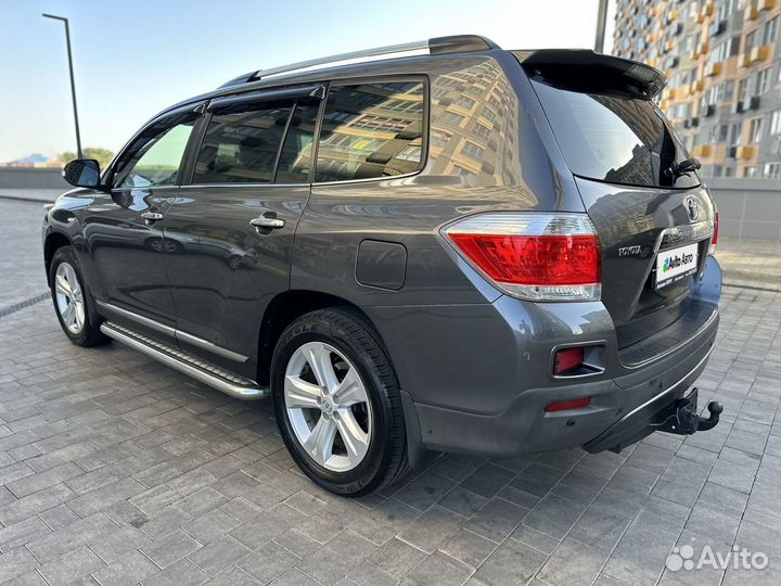 Toyota Highlander 3.5 AT, 2011, 259 500 км