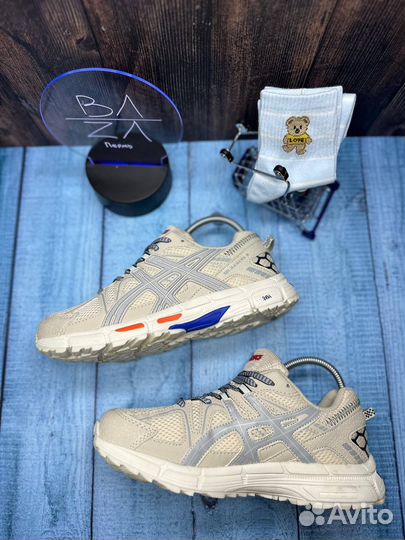 Кроссовки asics