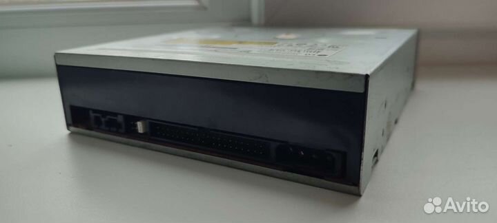 DVD-RW привод LG