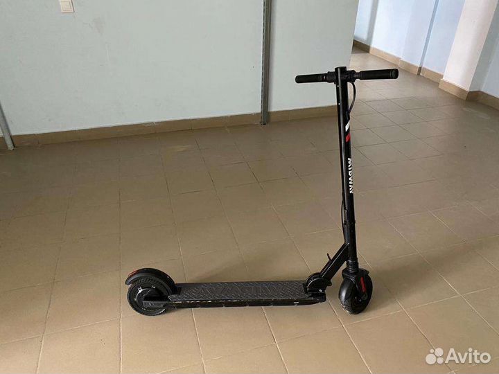 Электронный самокат midway