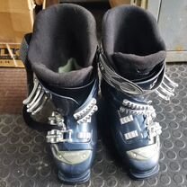 Продам горные лыжи с ботинками