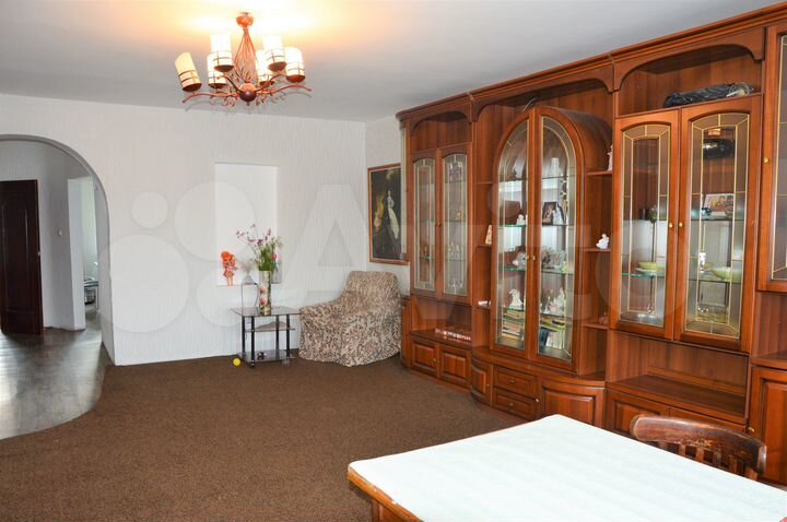 Коттедж 323 м² на участке 8,5 сот.