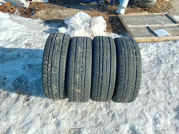 Viatti Strada Asimmetrico V-130 65 R15