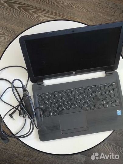 Продам ноутбук HP на запчасти