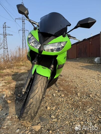 Kawasaki ninja 400 R 2010