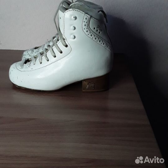 Ботинки Risport RF3 pro 215 для фигурного катания