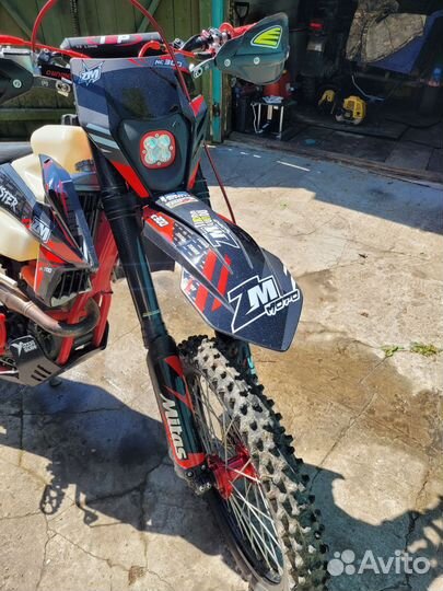 Zuum nc 300 (buster)