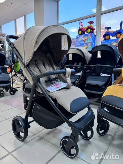 Прогулочная коляска Carrello Bravo