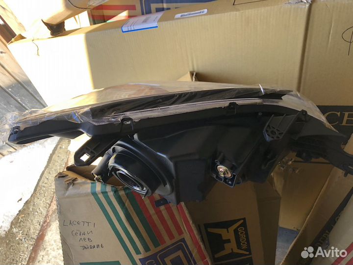 Фара Mitsubishi Lancer 9