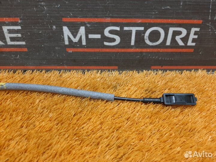 Трос замка двери задний правый Volvo Xc90 C95