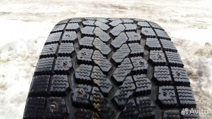 Yokohama F700Z 245/45 R17 99Q