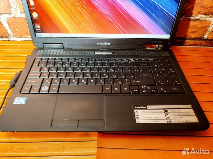 Acer Emachines E727 - Pentium X2 \ 2 озу \ 320 HDD