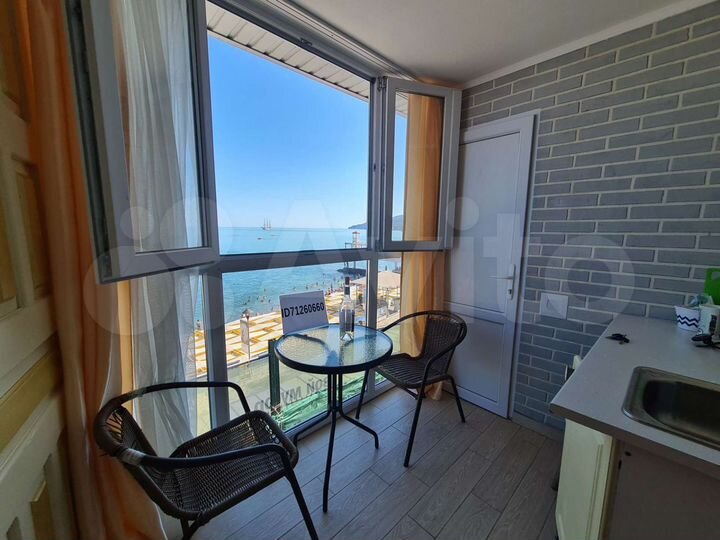 Дом 32 м² на участке 1 сот.