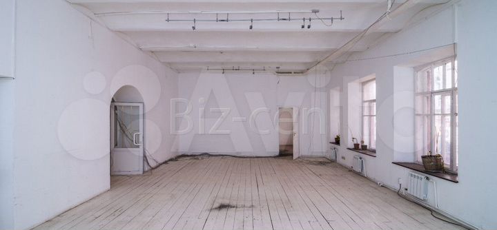 Офисное помещение 383.8 кв.м от собственника