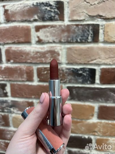 Givenchy помада