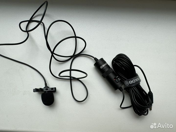 Микрофон петличный boya