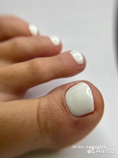 Маникюр, педикюр