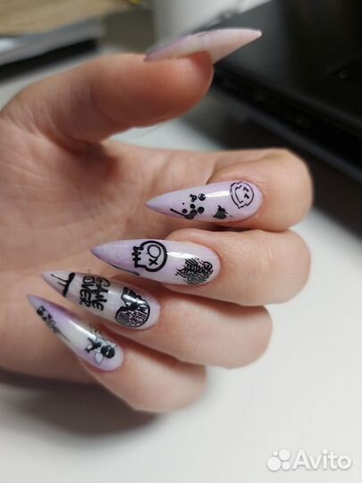 Маникюр на дому