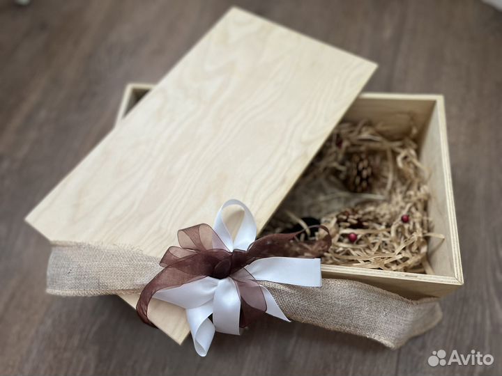 Подарочный деревянный ящик для вина