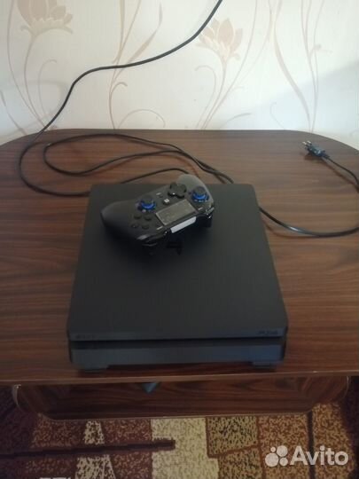 Ps4 slim 1tb