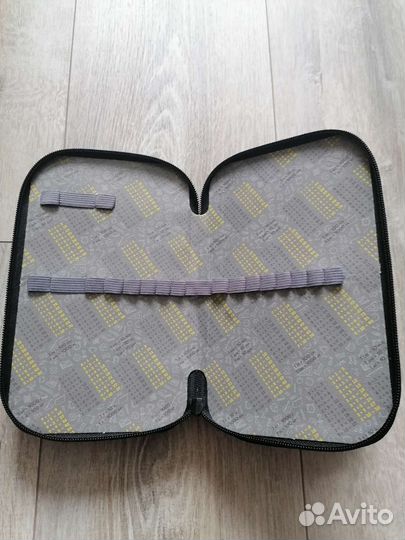 Пеналы школьные