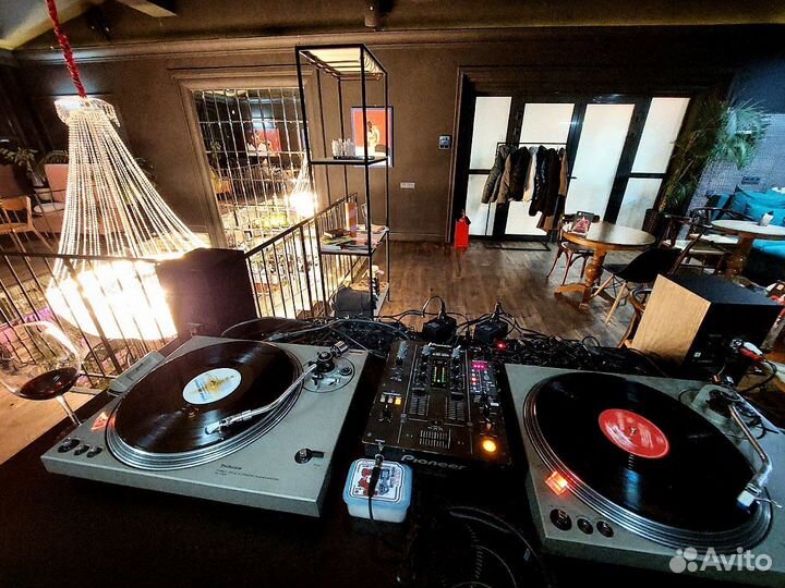 Dj виниловые пластинки