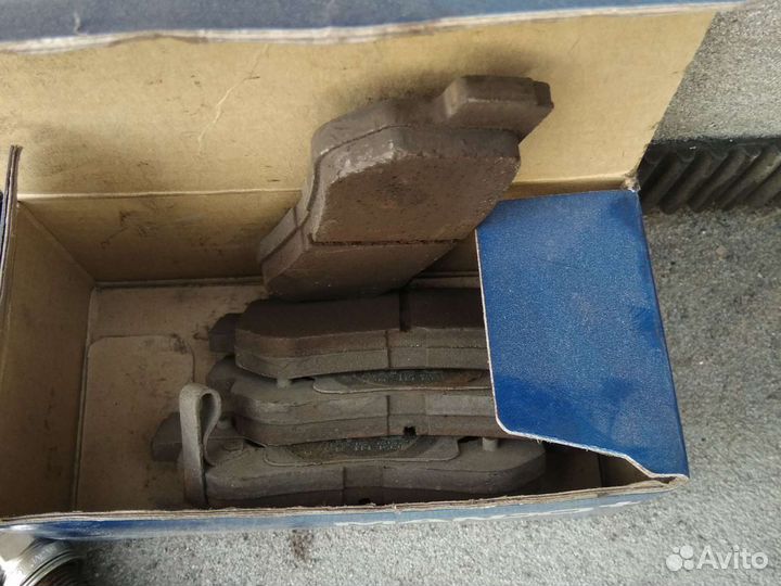 Запчасти на Santa Fe 2.7