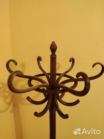 Вешалка напольная деревянная