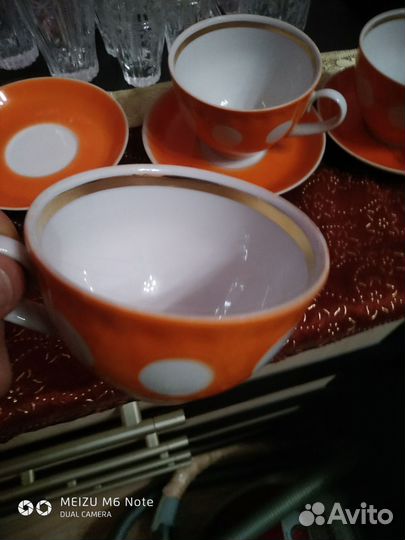 Чашки горох красный с блюдцем СССР 5шт