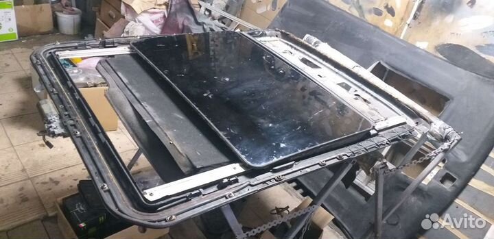 Люк в сборе е210 рабочий