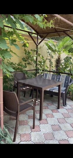 Дом 270 м² на участке 2 сот.