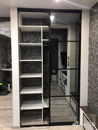 Стенка в гостиную
