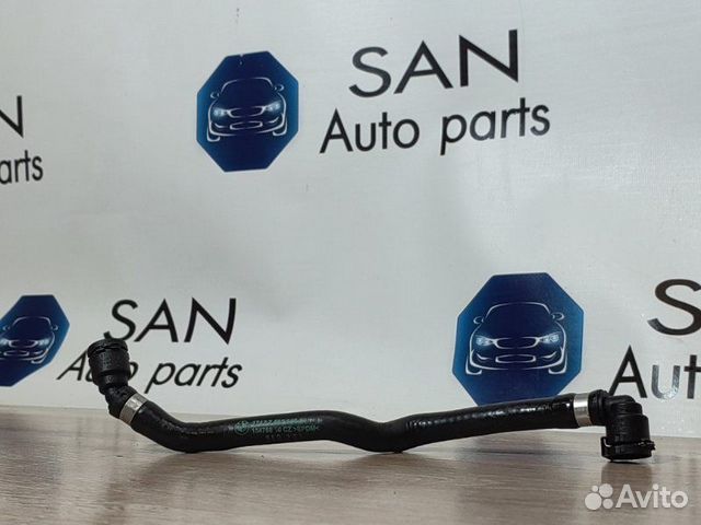 Патрубок системы охлаждения Bmw 5 F10 N63B44 2011