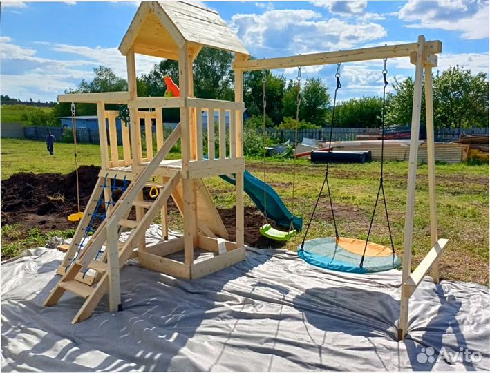 Детский игровой комплекс с горкой